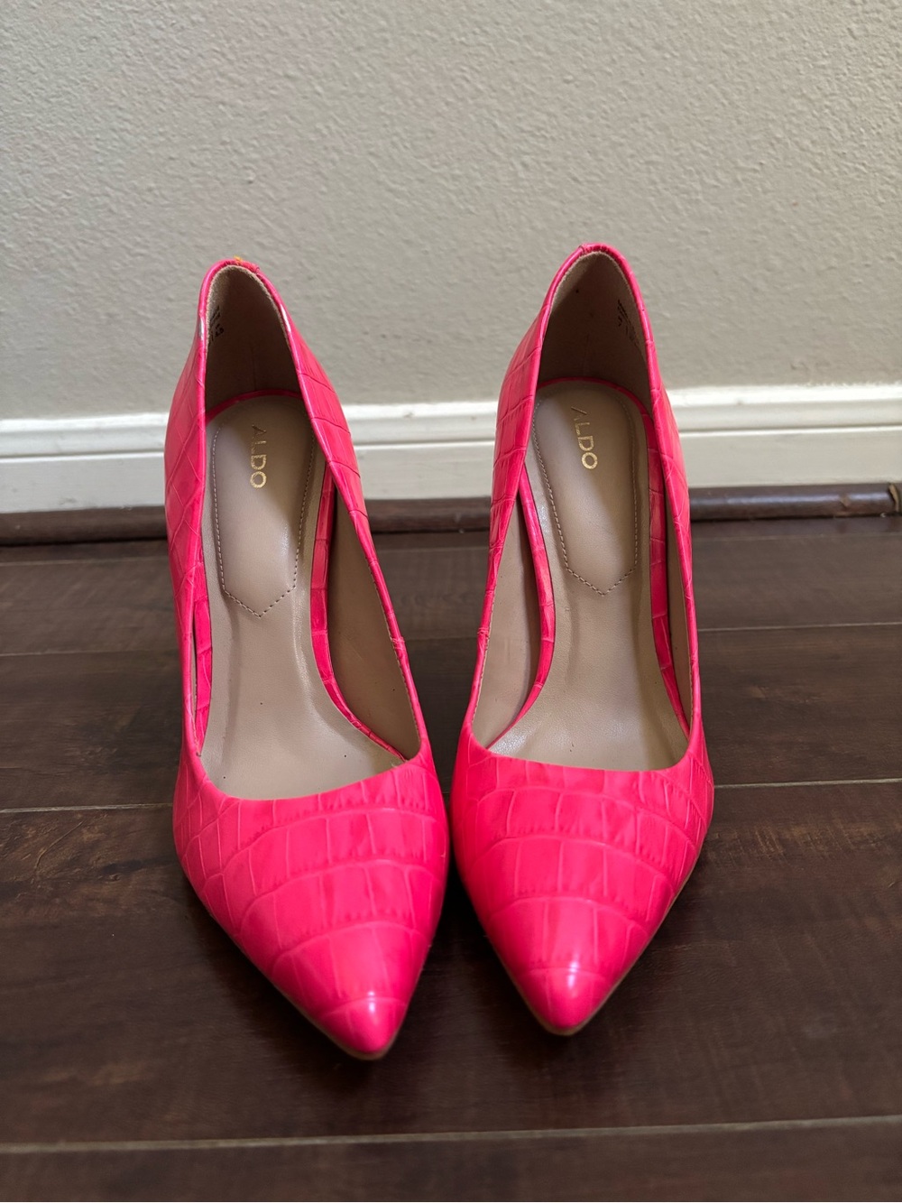 Aldo Bright Pink Croc-Embossed Pointed Toe Heels